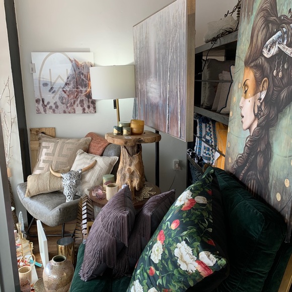 Meet your Posher, Tiffani - Picture 15 of 15